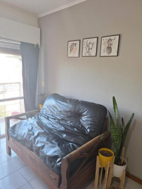 Dean Funes 1 Habitación